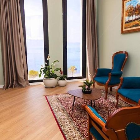 Hotel Bologna Vlore Bagian luar foto