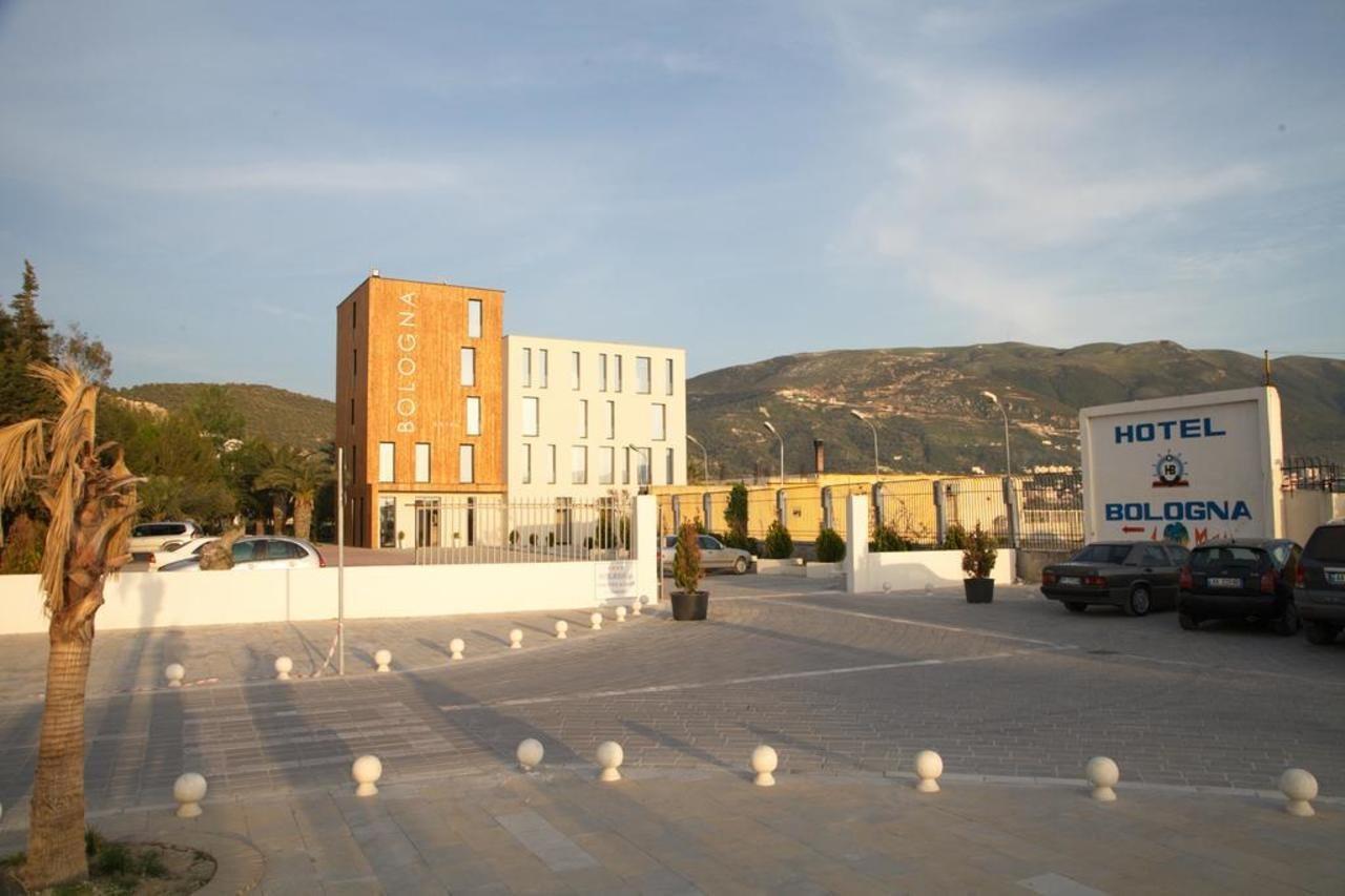 Hotel Bologna Vlore Bagian luar foto