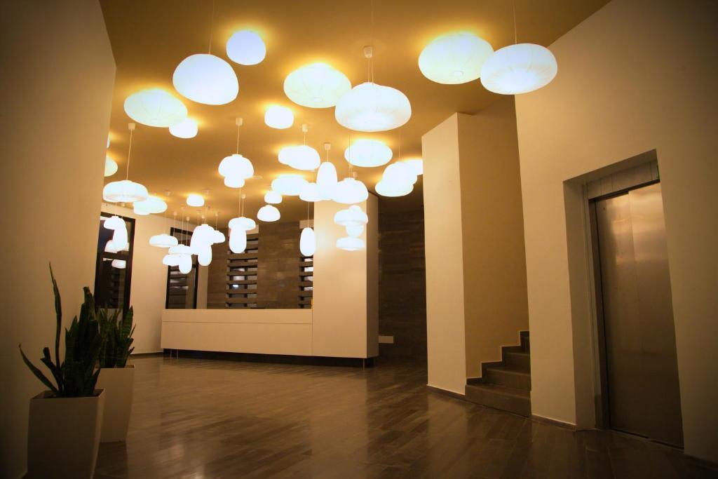 Hotel Bologna Vlore Bagian luar foto