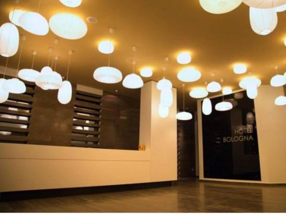 Hotel Bologna Vlore Bagian luar foto